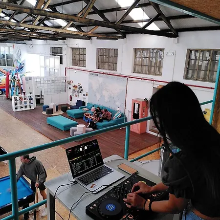 Wot Social Albergue *