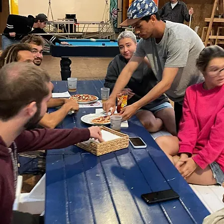 Wot Social Albergue *