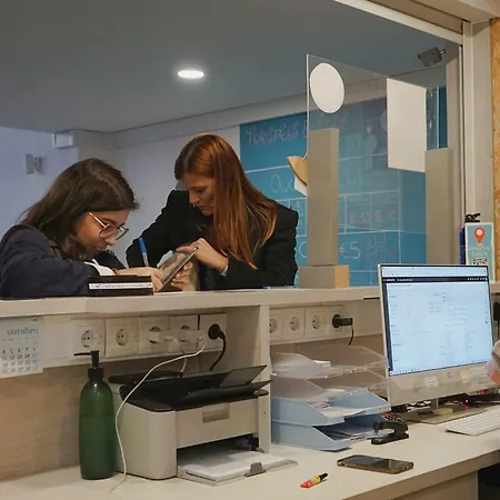 Wot Social אכסניה פניש