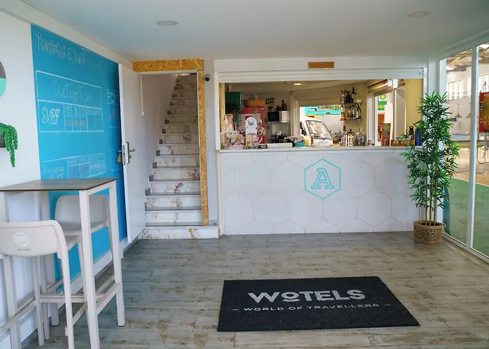 Wot Social Ostello Peniche